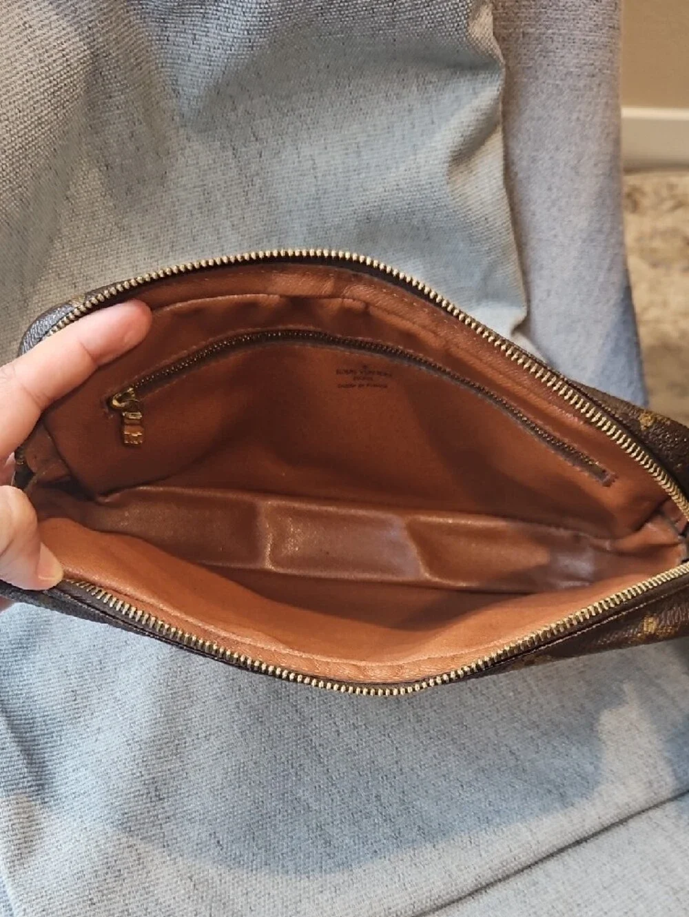 Louis Vuitton Monogram Canvas Toiletry Pouch in Brown and Tan - Picture 5 of 8